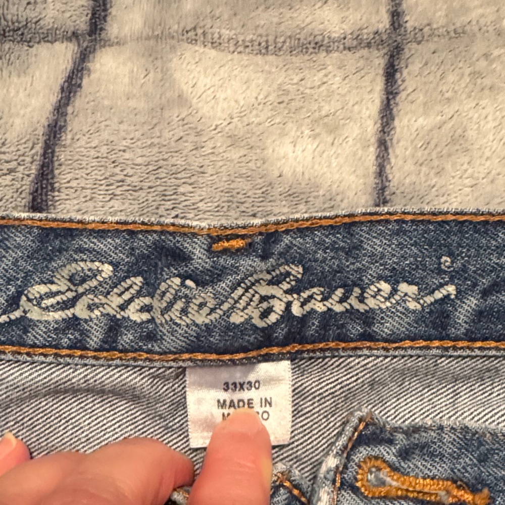 Eddie Bauer Men's Blue Relaxed Jeans